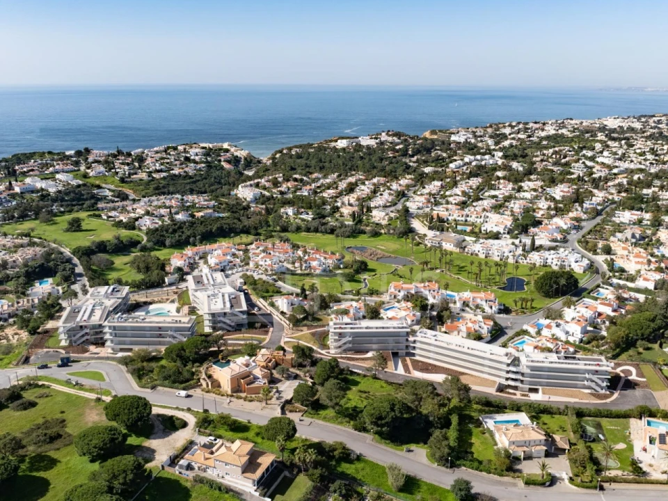 Apartamento T2 para Venda em Lagoa e Carvoeiro Foto 30