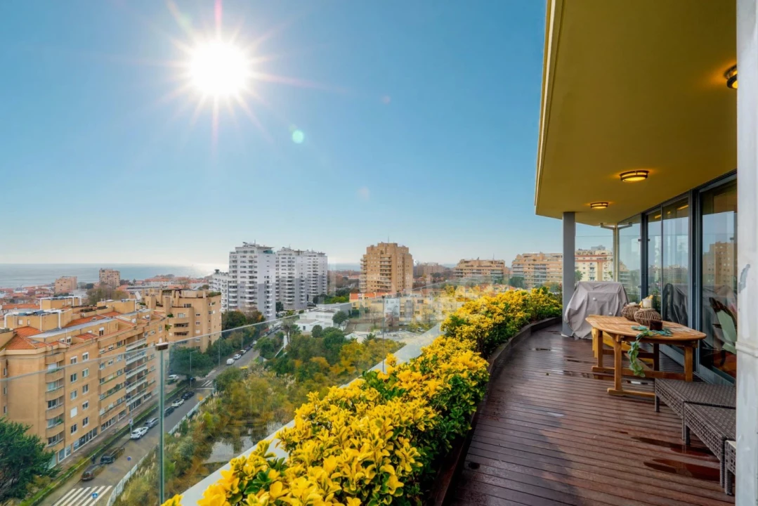 Apartamento T5 para Venda em Aldoar, Foz do Douro e Nevogilde Foto 1