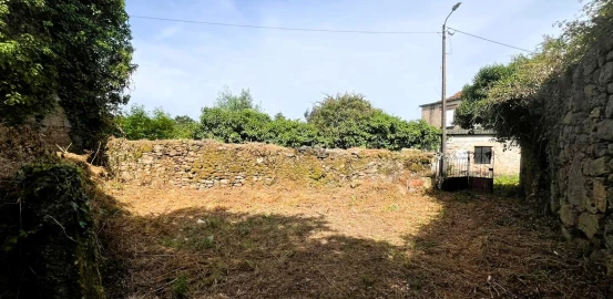 Moradia T3 para Venda em Campos e Vila Meã