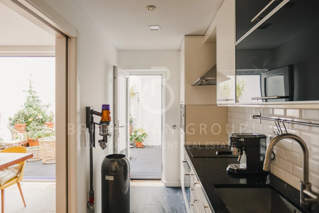 Apartamento T2 para Venda em Ajuda Foto 6