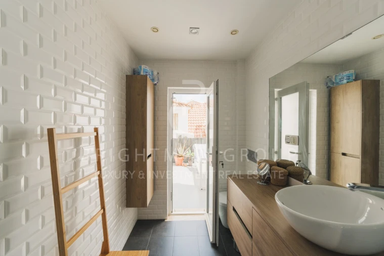 Apartamento T2 para Venda em Ajuda Foto 14