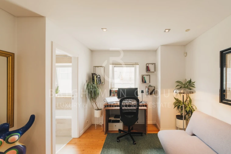 Apartamento T2 para Venda em Ajuda Foto 17