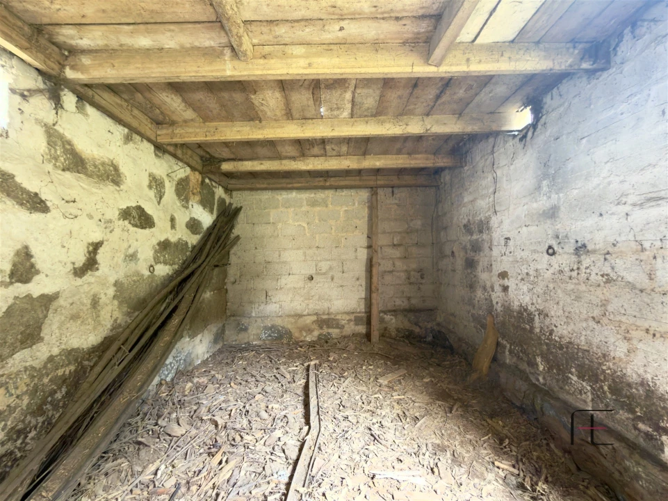 Prédio para Venda em Gulpilhares e Valadares Foto 21