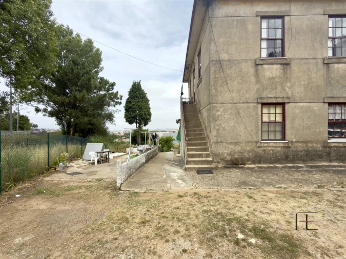 Prédio para Venda em Gulpilhares e Valadares Foto 26