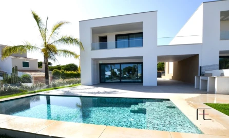 Moradia T3 para Venda em Quarteira