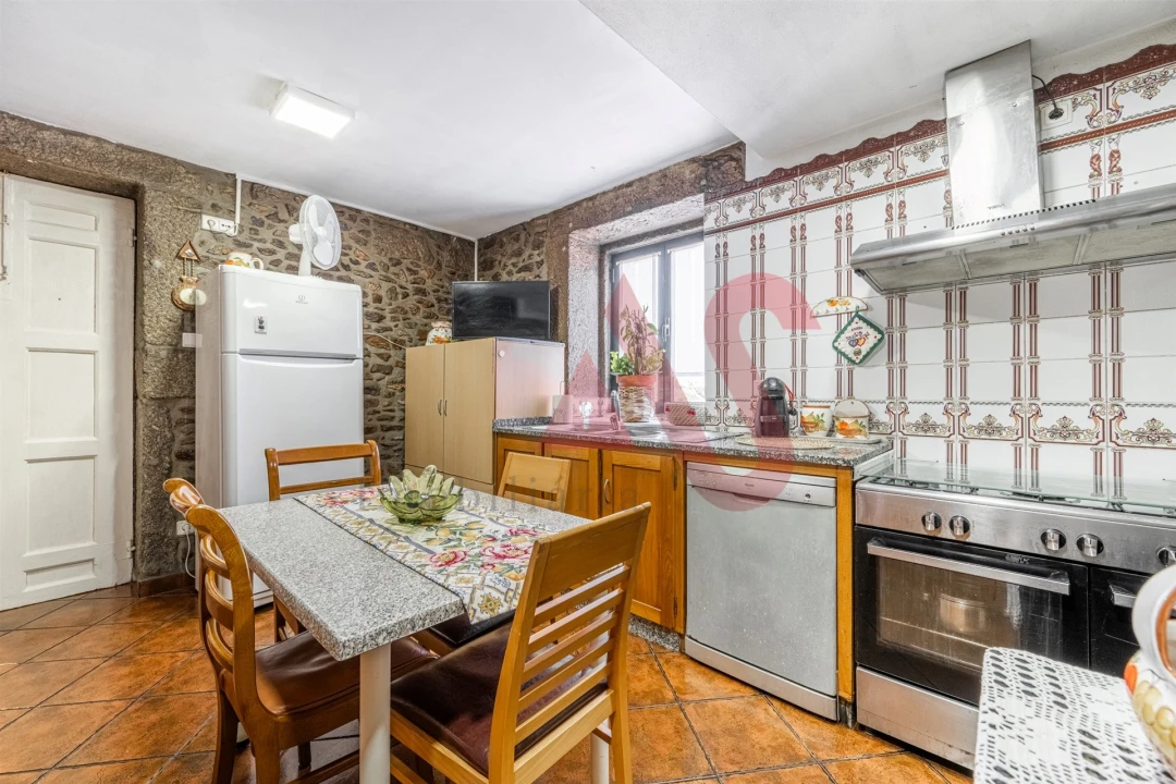 Moradia T3 para Venda em Margaride, Várzea, Lagares, Varziela, Moure Foto 12