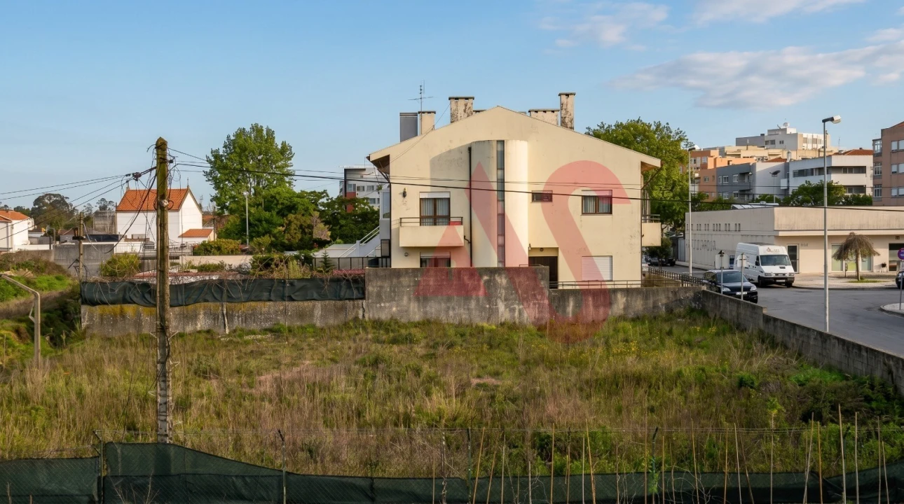 Terreno para Venda em Póvoa de Varzim, Beiriz e Argivai Foto 2