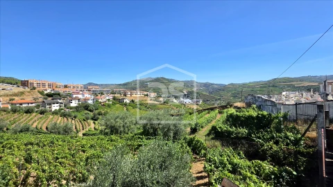 Apartamento T3 para Venda em Peso da Régua e Godim