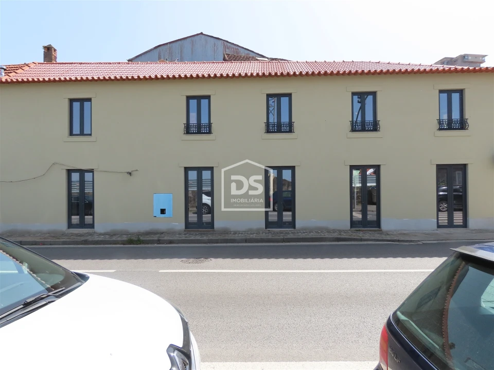 Apartamento T2 para Arrendamento em Penafiel Foto 1