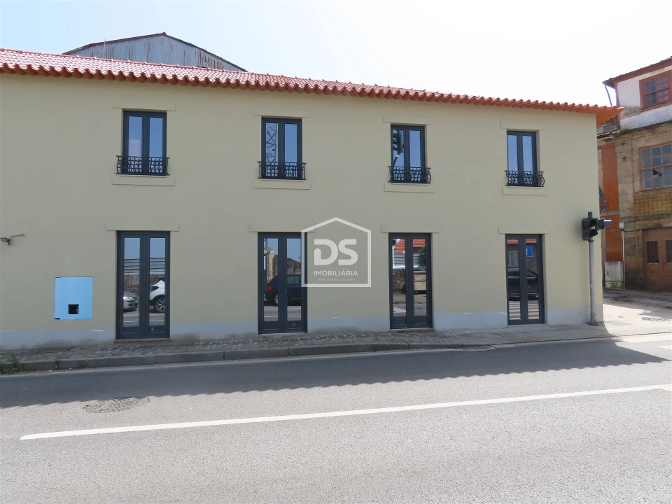 Apartamento T2 para Arrendamento em Penafiel Foto 2