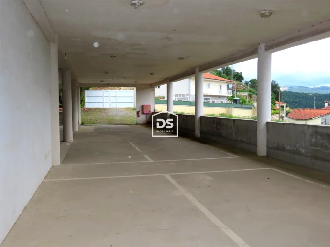 Quinta T0 para Venda em Abragão Foto 7
