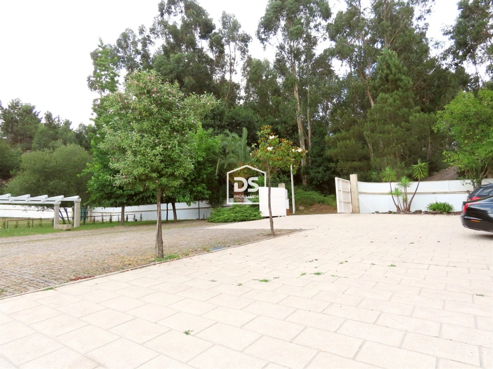 Quinta T0 para Venda em Abragão Foto 1