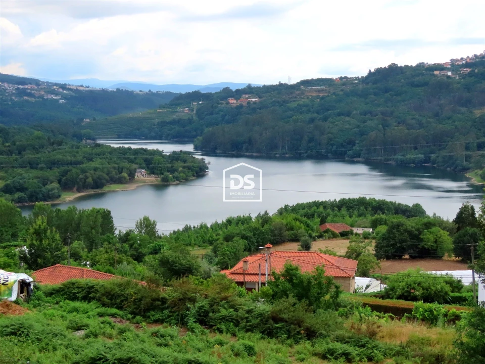 Quinta T0 para Venda em Abragão Foto 12