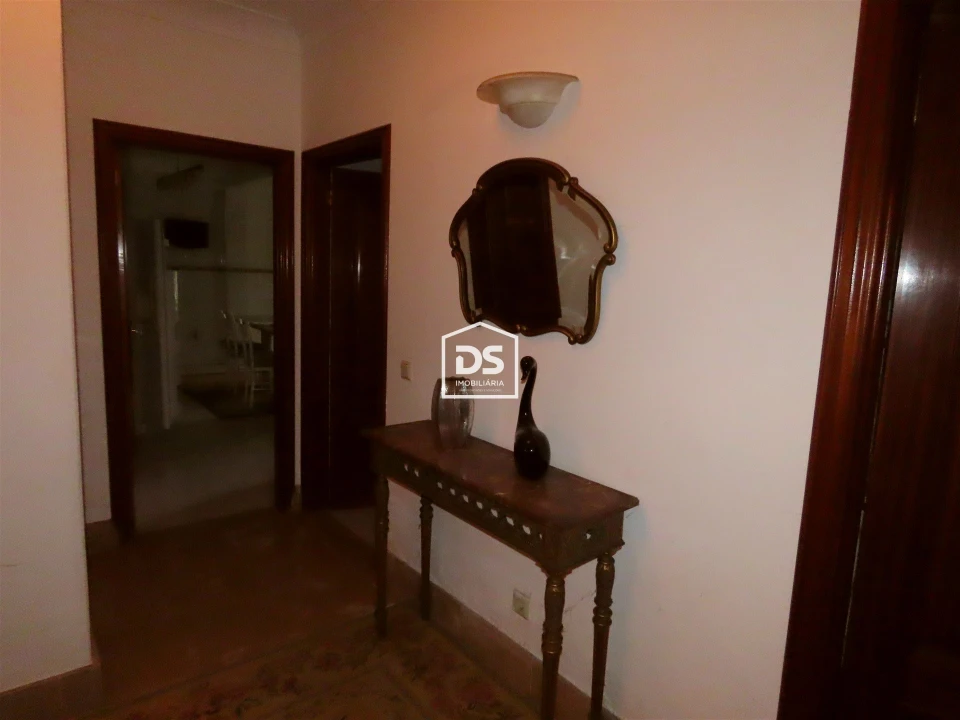 Moradia T5 para Venda em Abragão Foto 33