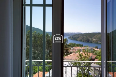 Moradia T3 para Venda em Raiva, Pedorido e Paraíso