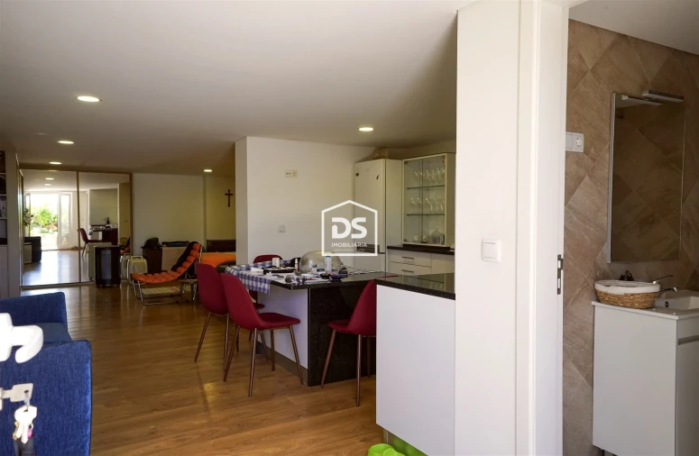 Moradia T3 para Venda em Raiva, Pedorido e Paraíso Foto 3