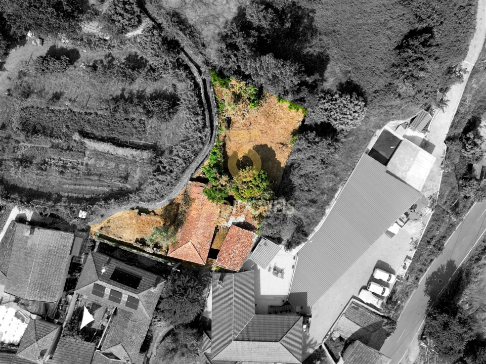 Moradia T2 para Venda em Fornelos Foto 2