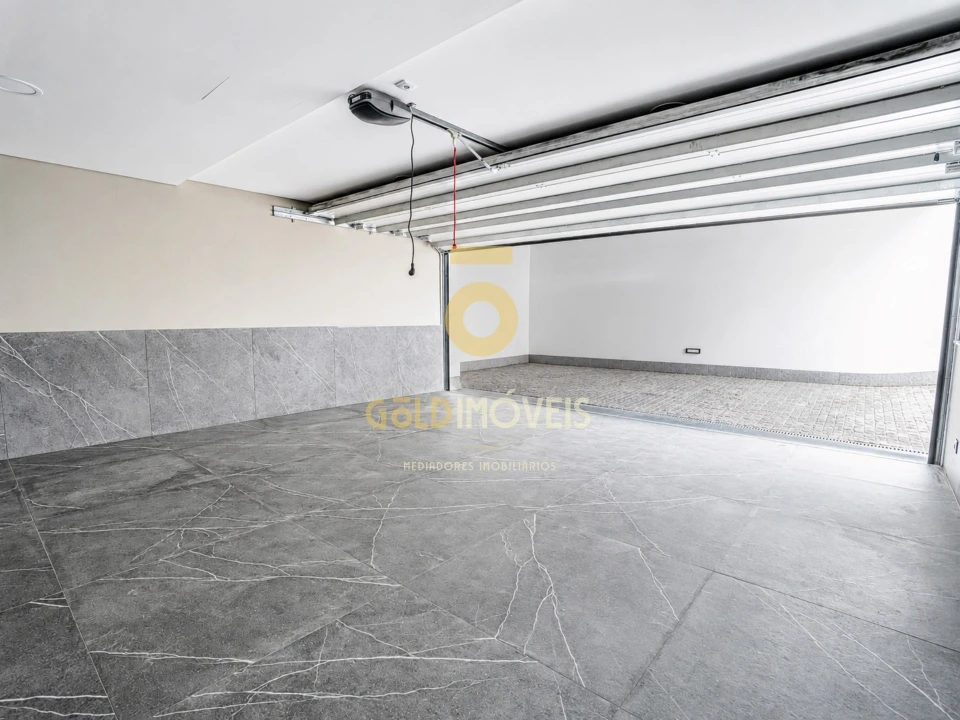 Moradia T4 para Venda em Santa Maria da Feira, Travanca, Sanfins e Espargo Foto 25