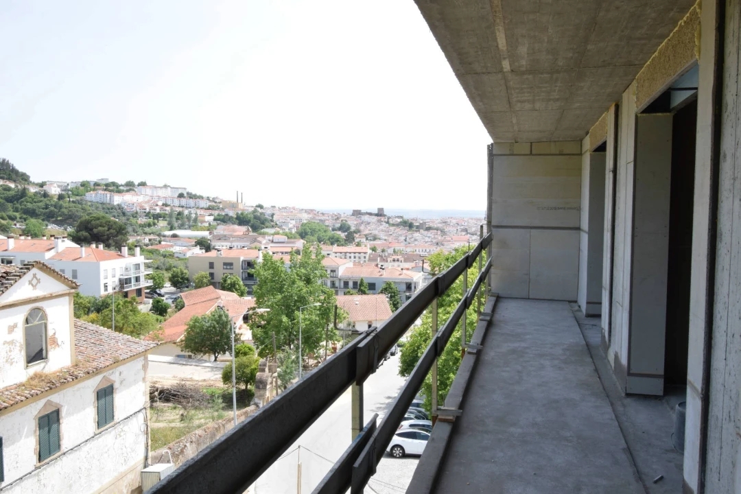 Apartamento T3 para Venda em Sé e São Lourenço Foto 13