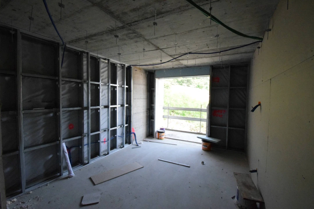 Apartamento T4 para Venda em Sé e São Lourenço Foto 8