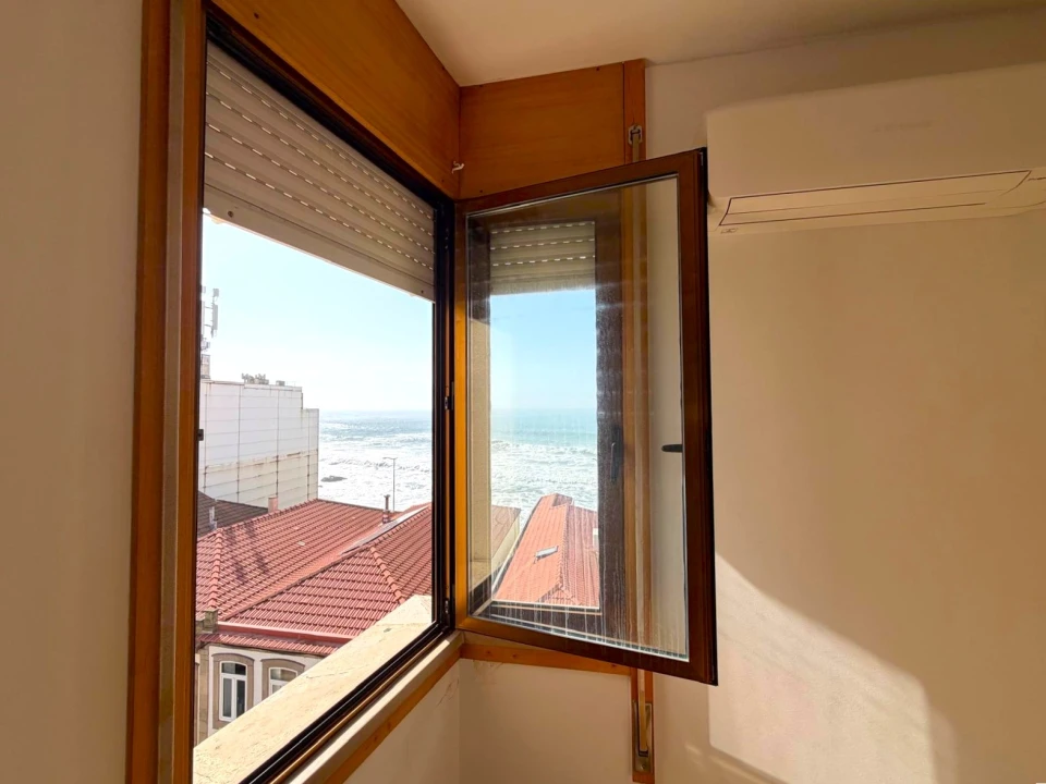 Apartamento T4 para Arrendamento em Aldoar, Foz do Douro e Nevogilde Foto 24