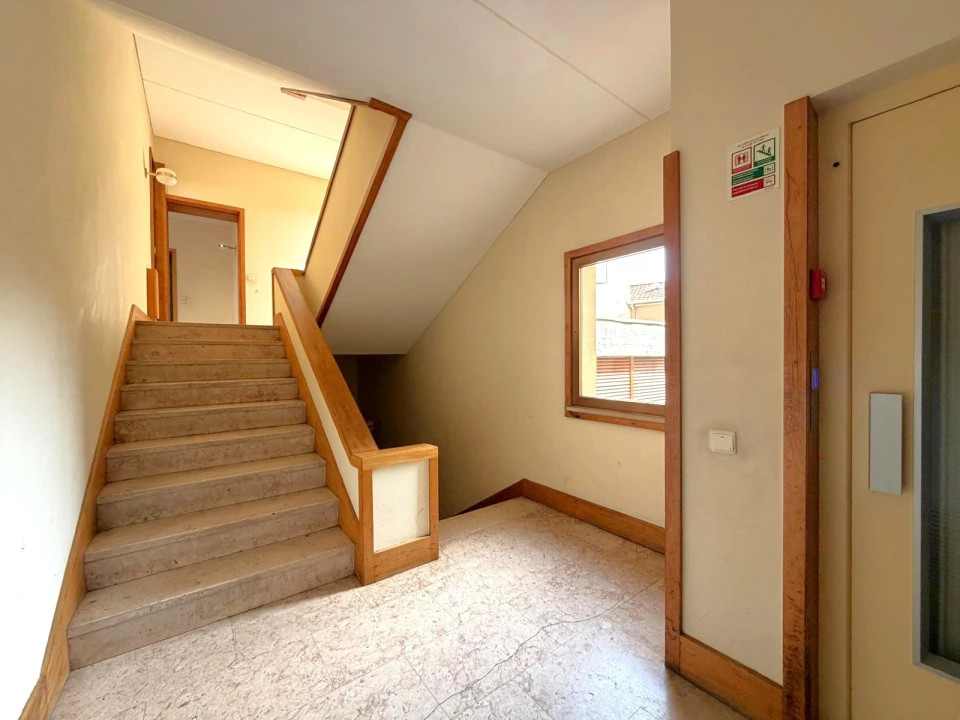 Apartamento T4 para Arrendamento em Aldoar, Foz do Douro e Nevogilde Foto 30