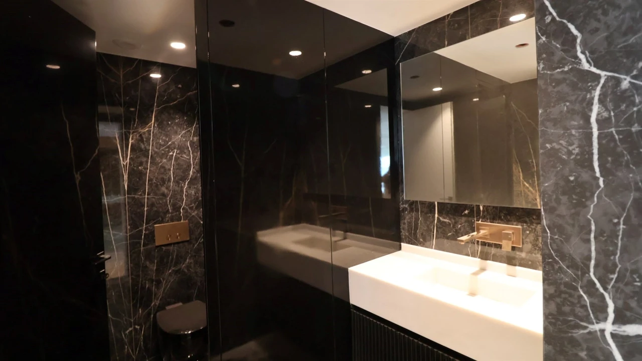 Apartamento T4 para Venda em Carcavelos e Parede Foto 6