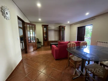Apartamento T3 para Venda em Satão
