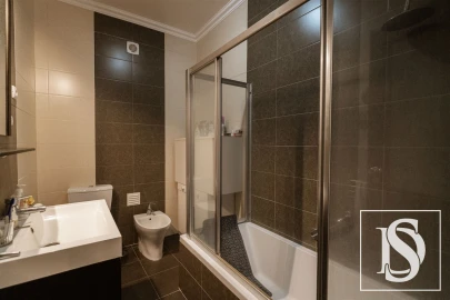 Apartamento T4 para Venda em Marvila, Ribeira Santarém, São Salvador, São Nicolau