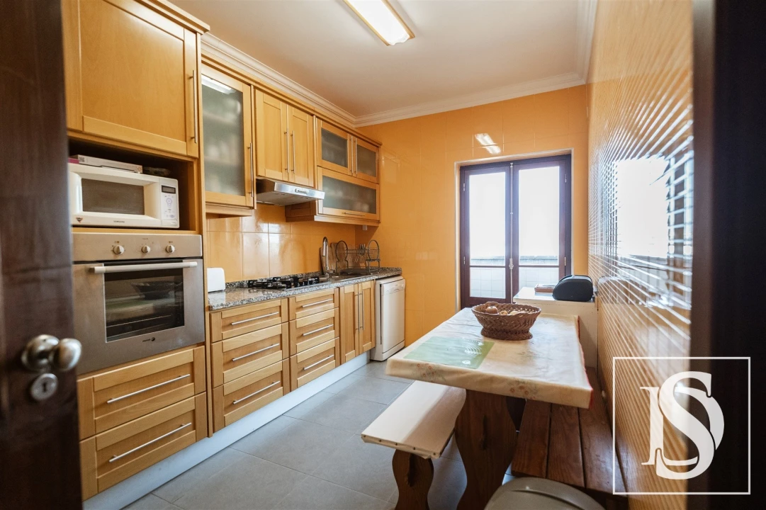 Apartamento T4 para Venda em Marvila, Ribeira Santarém, São Salvador, São Nicolau Foto 1