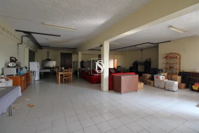 Moradia T5 para Venda em Banho e Carvalhosa