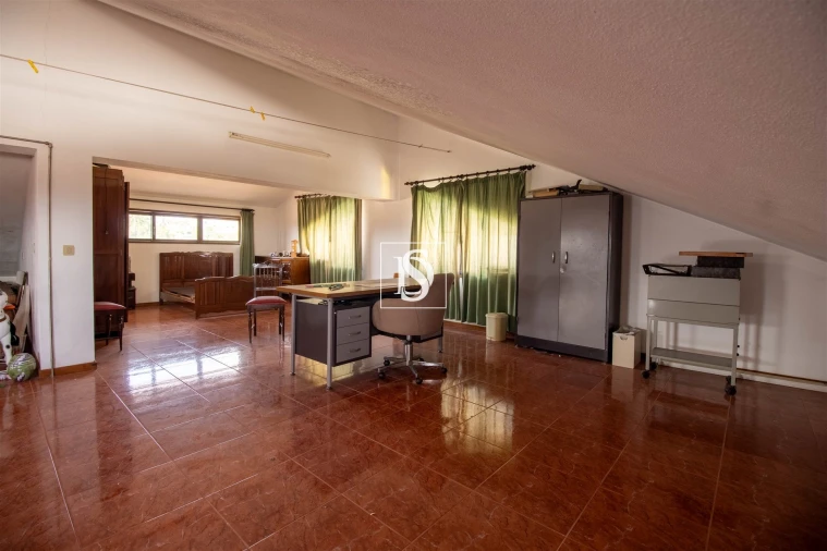 Moradia T5 para Venda em Banho e Carvalhosa Foto 84