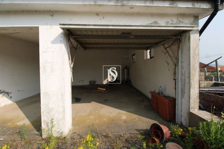 Moradia T5 para Venda em Banho e Carvalhosa Foto 30