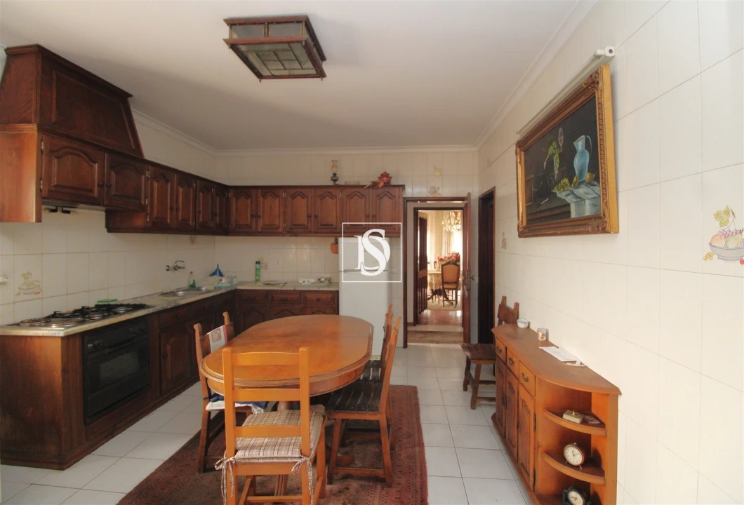 Moradia T5 para Venda em Banho e Carvalhosa Foto 13