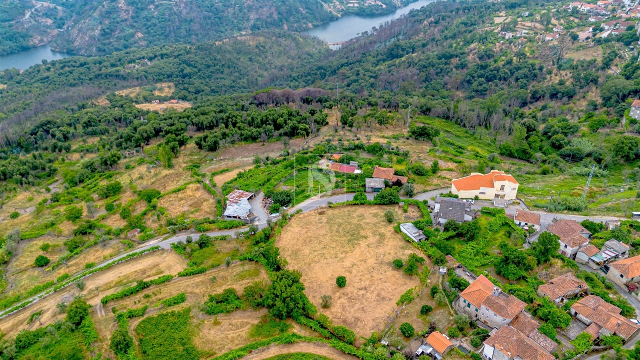 Terreno para Venda em Ancede e Ribadouro Foto 6