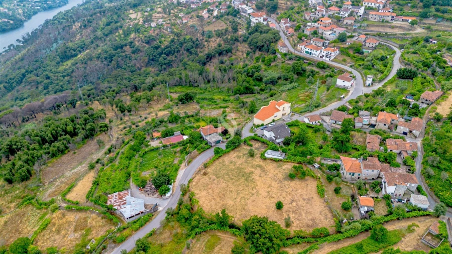 Terreno para Venda em Ancede e Ribadouro Foto 7