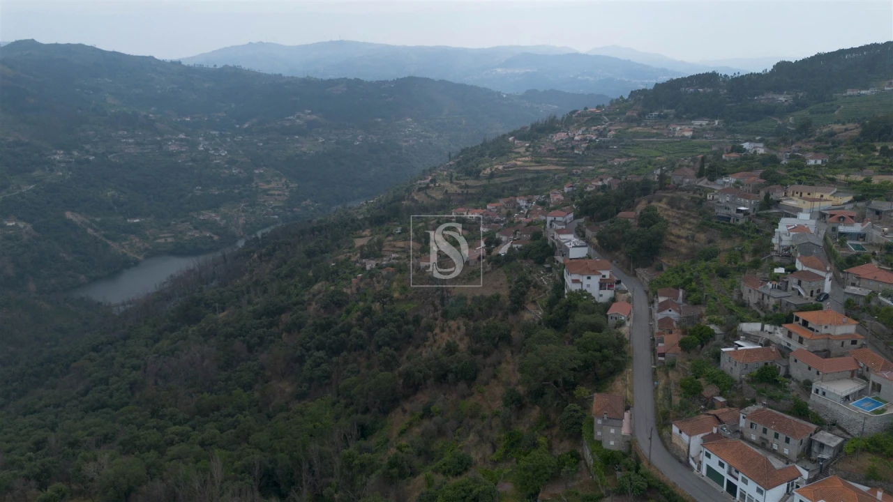 Terreno para Venda em Ancede e Ribadouro Foto 12