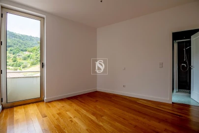 Moradia T5 para Venda em Ancede e Ribadouro