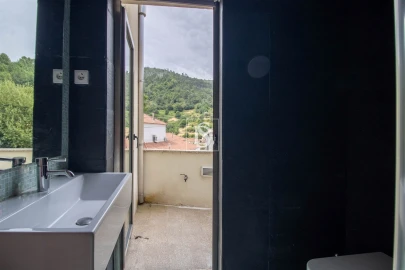 Moradia T5 para Venda em Ancede e Ribadouro