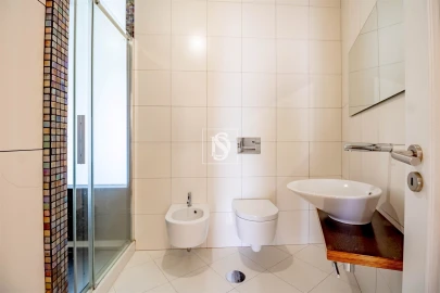 Moradia T5 para Venda em Ancede e Ribadouro
