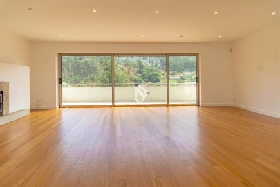 Moradia T5 para Venda em Ancede e Ribadouro