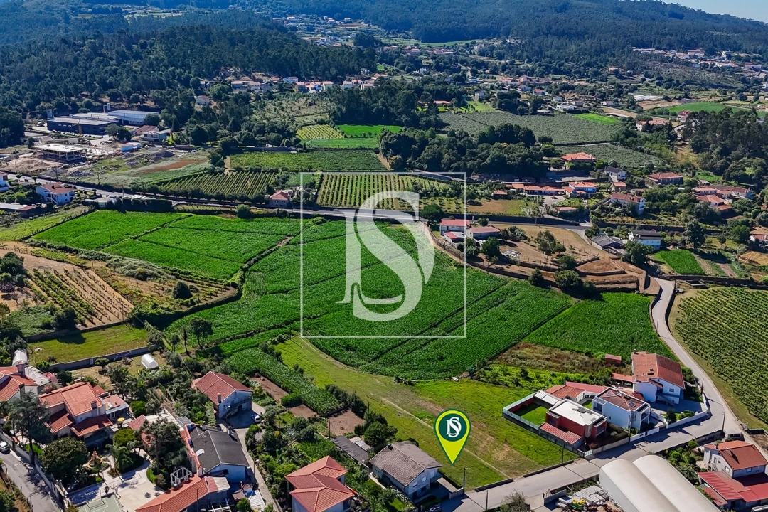 Terreno para Venda em Adães Foto 14