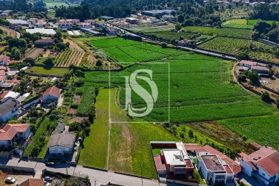 Terreno para Venda em Adães