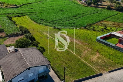 Terreno para Venda em Adães