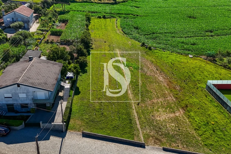 Terreno para Venda em Adães Foto 17