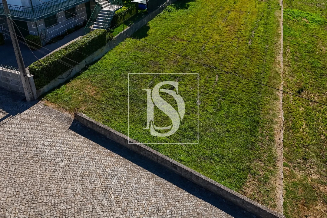 Terreno para Venda em Adães Foto 7