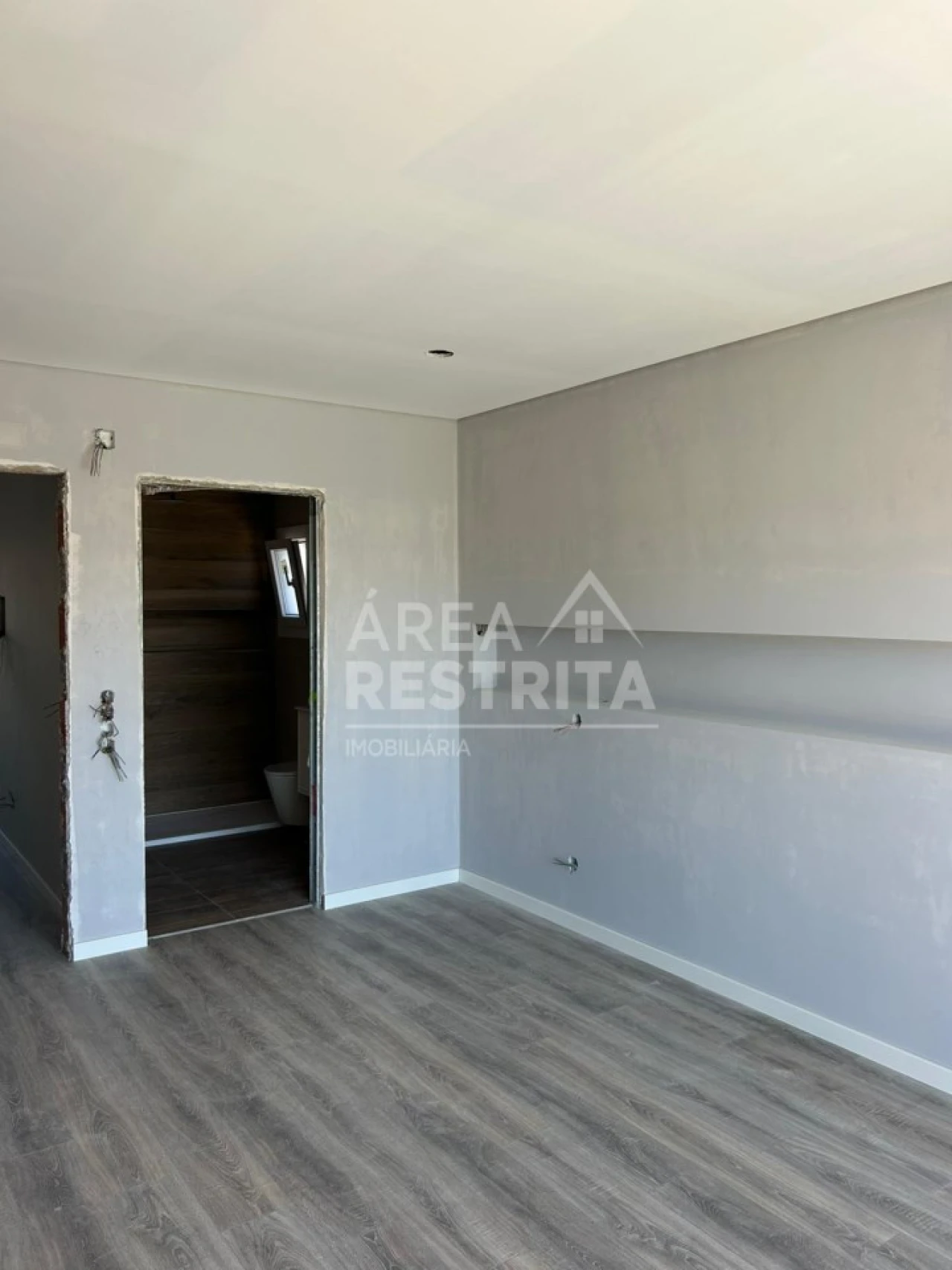 Moradia T3 para Venda em Fernao Ferro Foto 32