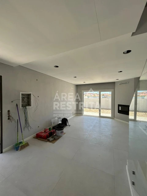 Moradia T3 para Venda em Fernao Ferro