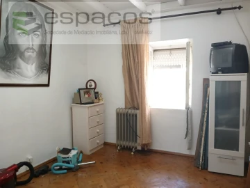 Moradia T4 para Venda em Salgueiro do Campo