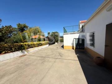 Moradia T2 para Venda em Lourinhã e Atalaia